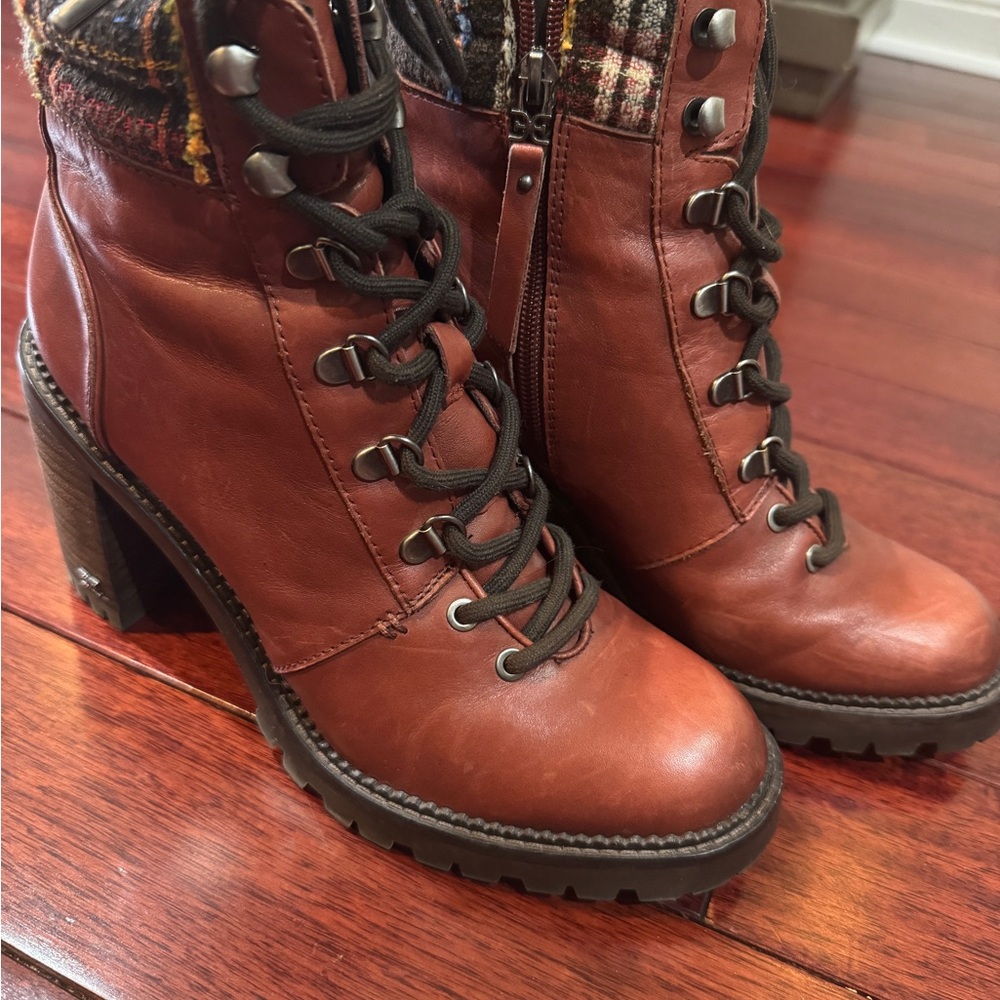 Women's Mahogany Brown Lace-Up Ankle Boots